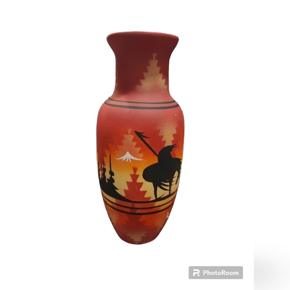 John Whiterock Dineh Navajo vase